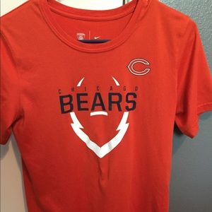 Chicago Bears Nike youth shirt large.